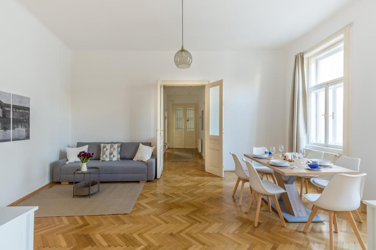 Grand Viennese * Wenen